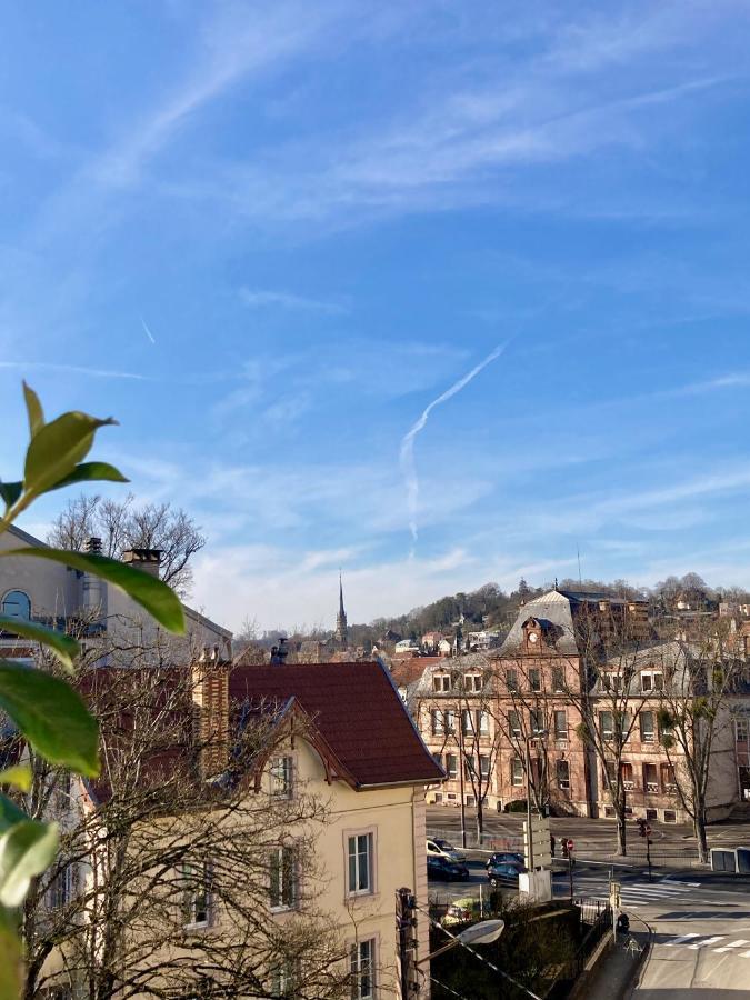Appartement Avec Terrasse Et Parking Gratuit Accole Montbéliard Exterior foto