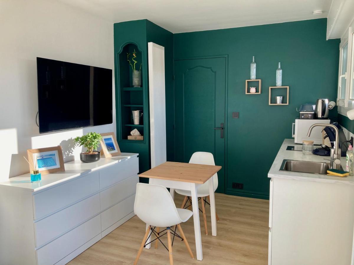 Appartement Avec Terrasse Et Parking Gratuit Accole Montbéliard Exterior foto
